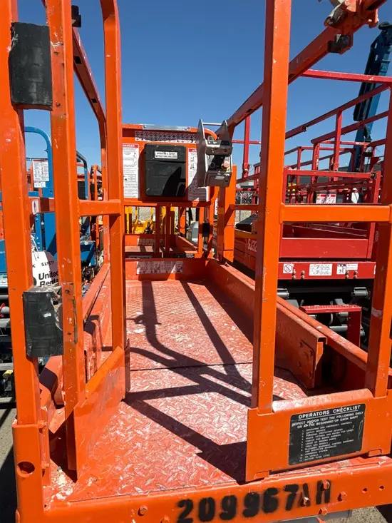 2018 Snorkel S3219E Scissor Lift