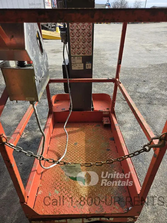 2017 Skyjack SJ12 Self-Propelled One-Person Lift
