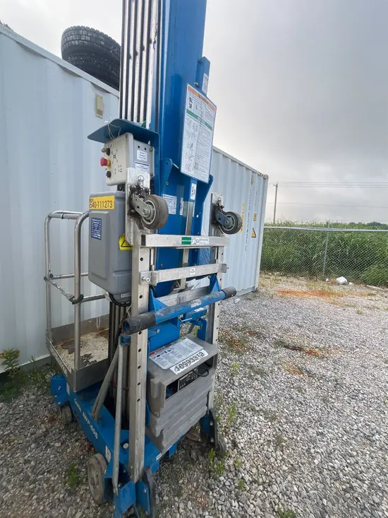 2019 Genie AWP-40SDC Pusharound Lift