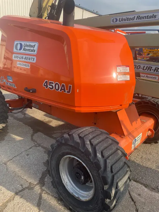 2017 JLG 450AJ Articulating Boom Lift