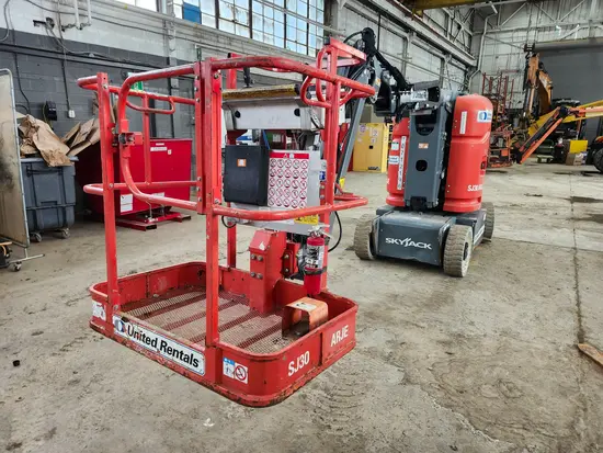 2018 Skyjack SJ30ARJE Articulating Boom Lift