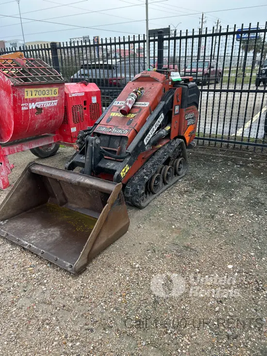 2021 Ditch Witch SK600 Track Loader