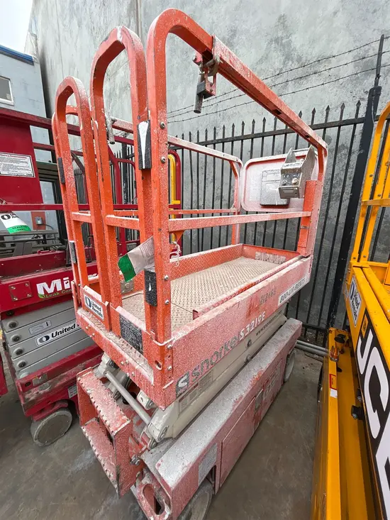 2018 Snorkel S3219E Scissor Lift