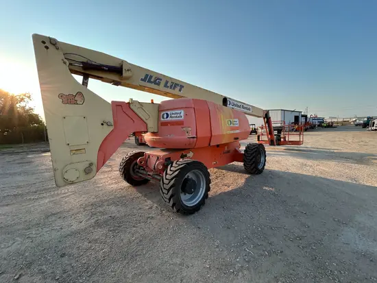 2016 JLG 800AJ Articulating Boom Lift