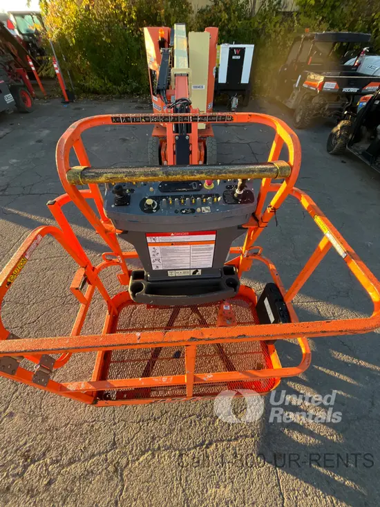 2018 JLG E300AJP Articulating Boom Lift