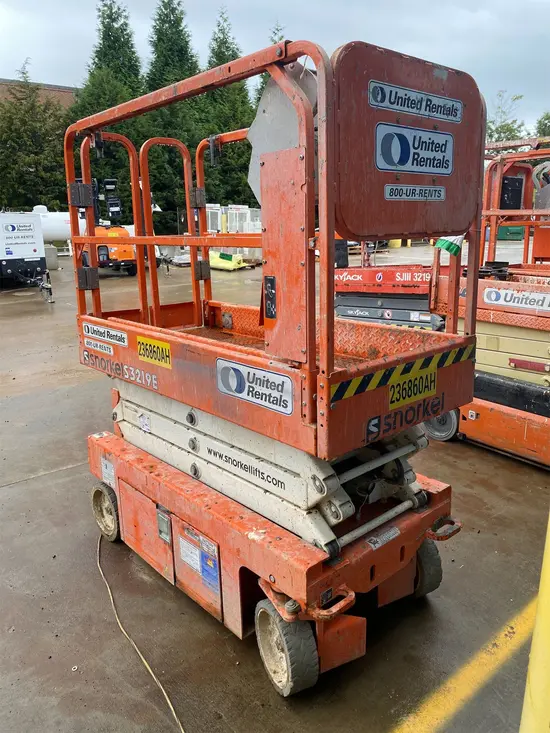 2019 Snorkel S3219E Scissor Lift