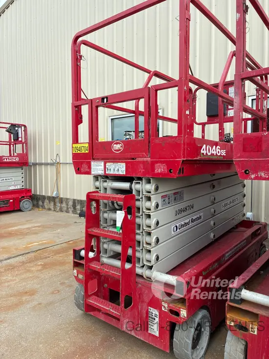 2019 MEC 4046SE Scissor Lift