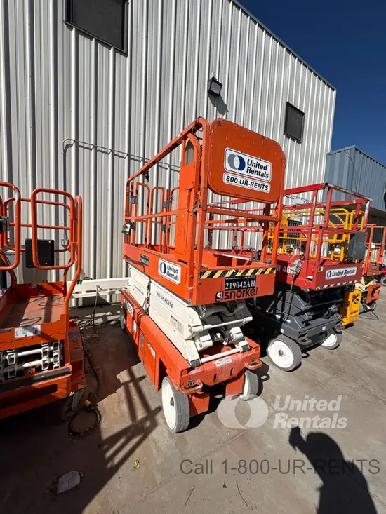 2018 Snorkel S3226E Scissor Lift