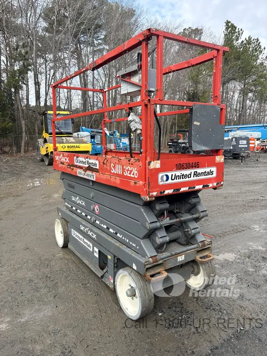 2017 Skyjack SJIII3226 Scissor Lift