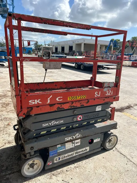 2017 Skyjack SJIII3219 Scissor Lift