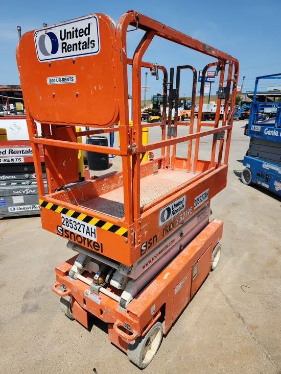 2021 Snorkel S3219E Scissor Lift