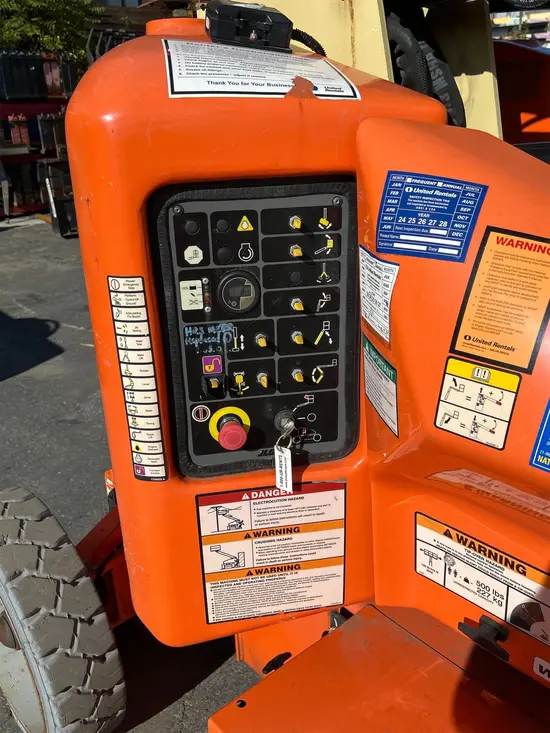 2017 JLG E450AJ Articulating Boom Lift