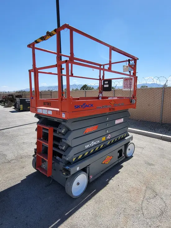 2017 Skyjack SJIII4740 Scissor Lift