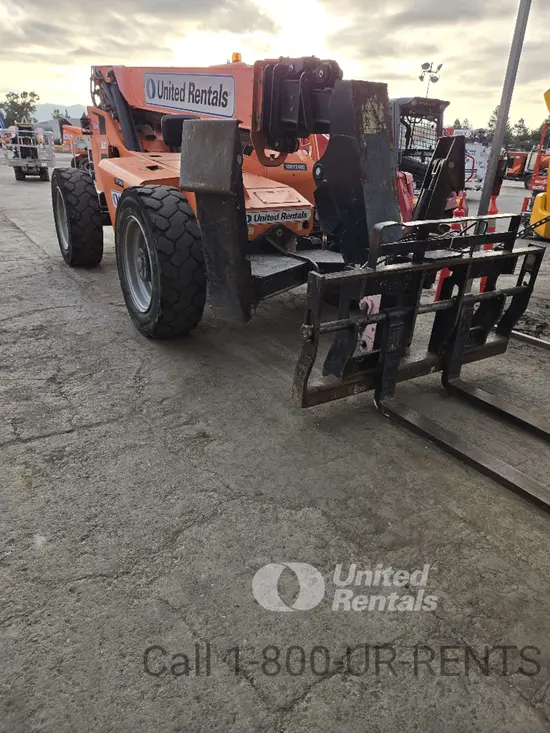 2018 SKYTRAK 10054 Forklift