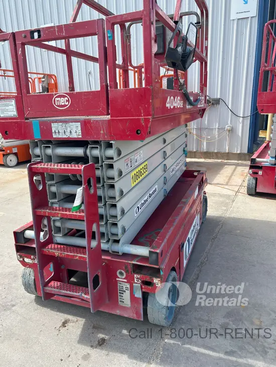 2017 MEC 4046SE Scissor Lift