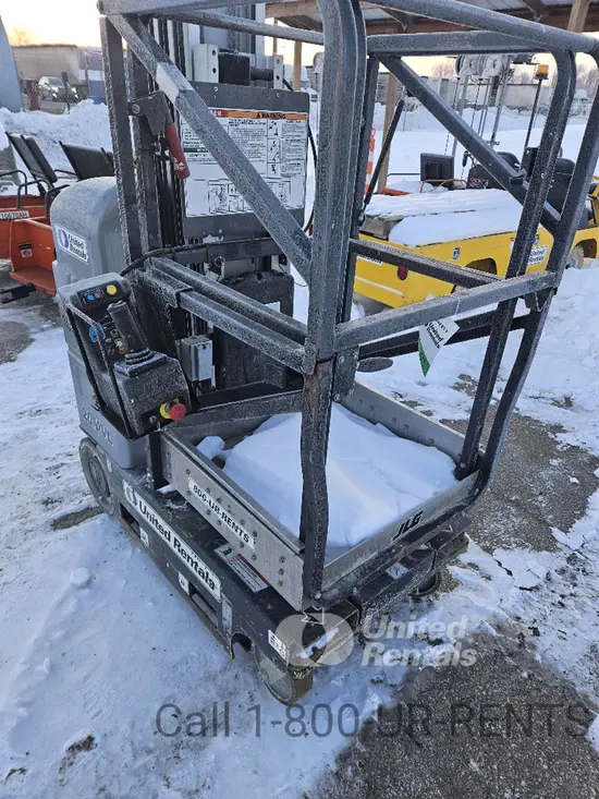 2017 JLG 20MVL Self-Propelled One-Person Lift