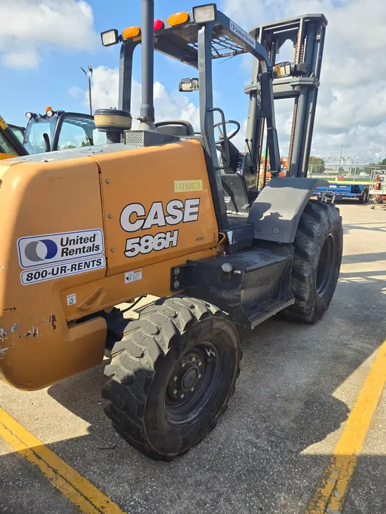 2021 Case 586H Forklift