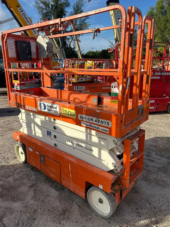2019 Snorkel S3226E Scissor Lift