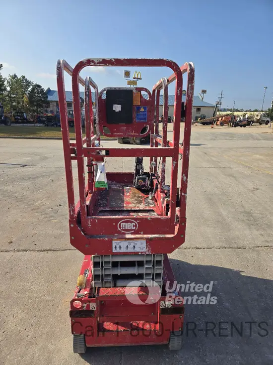 2017 MEC 1330SE Scissor Lift