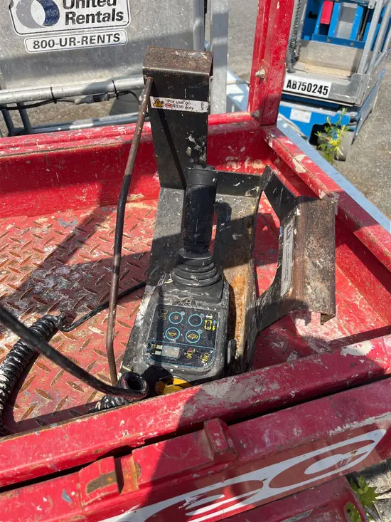 2019 MEC 1330SE Scissor Lift