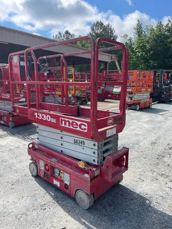 2018 MEC 1330SE Scissor Lift