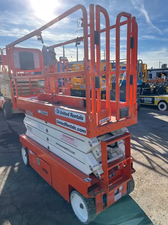 2018 Snorkel S3226E Scissor Lift