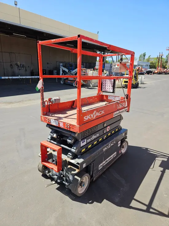 2017 Skyjack SJIII3219 Scissor Lift