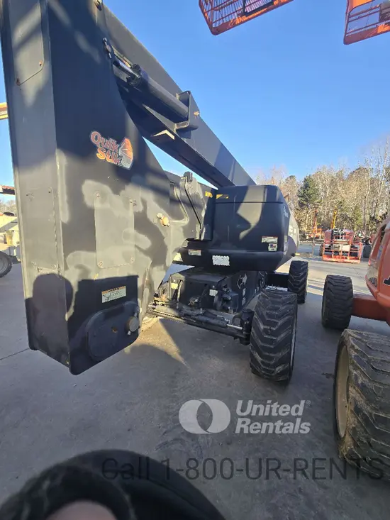 2018 JLG 800AJ Articulating Boom Lift
