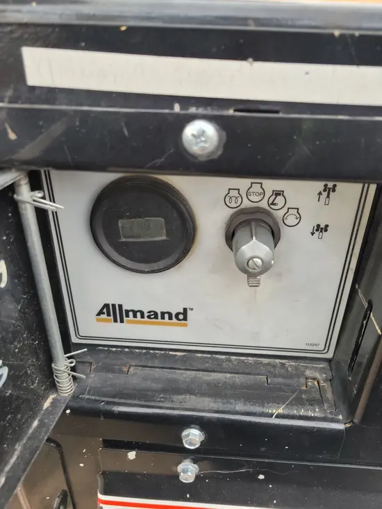 2019 Allmand NLV-ML3EC Portable Work Light