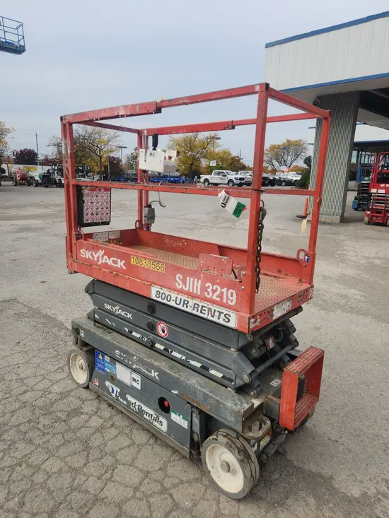 2018 Skyjack SJIII3219 Scissor Lift
