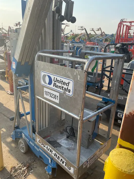 2018 Genie AWP-40SDC Pusharound Lift
