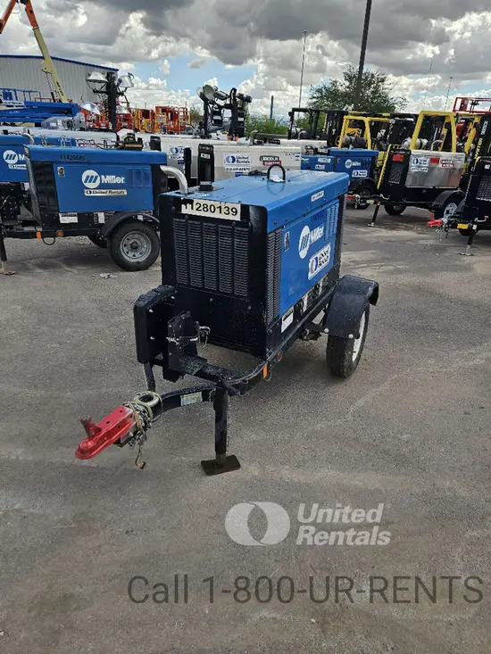 2021 Miller Welders Big Blue 300R Welder