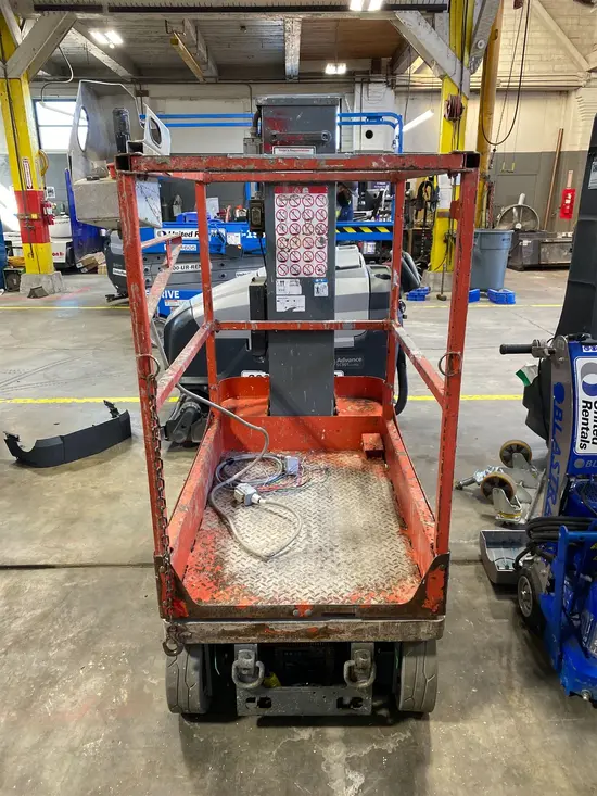 2017 Skyjack SJ16 Self-Propelled One-Person Lift
