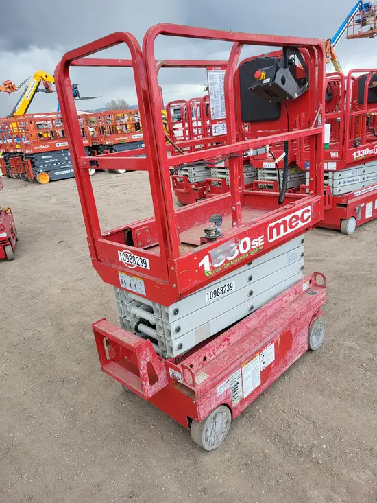 2019 MEC 1330SE Scissor Lift