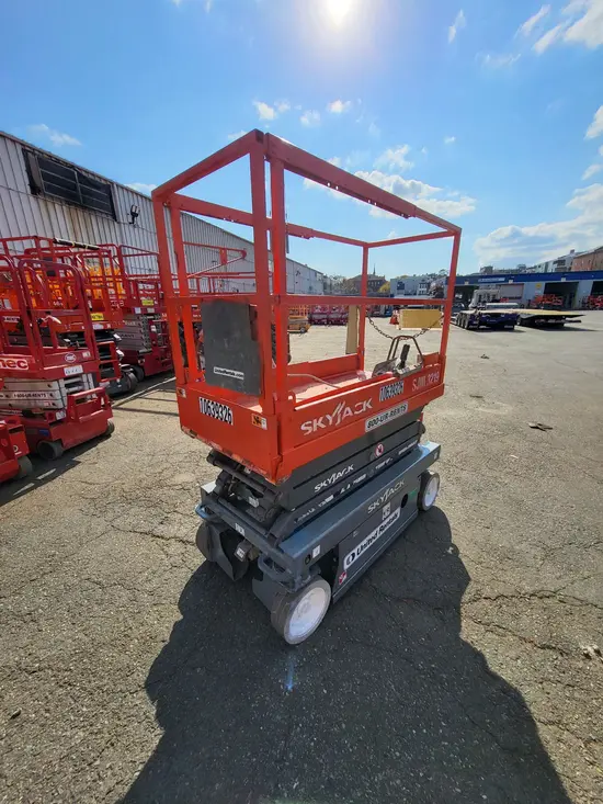 2017 Skyjack SJIII3219 Scissor Lift