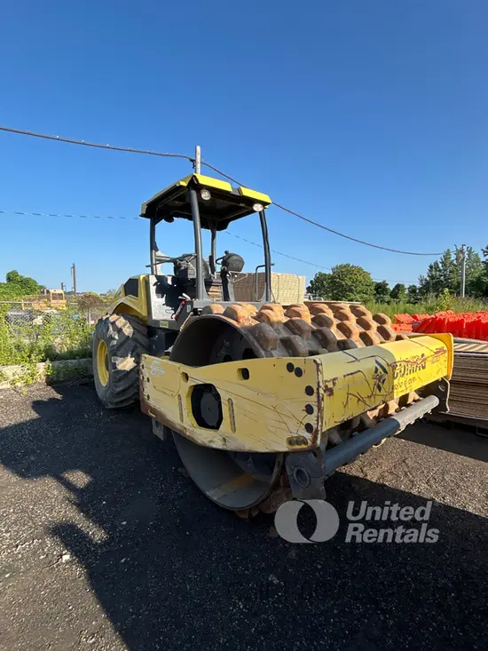 2021 BOMAG BW211PD-5 Single Drum Roller