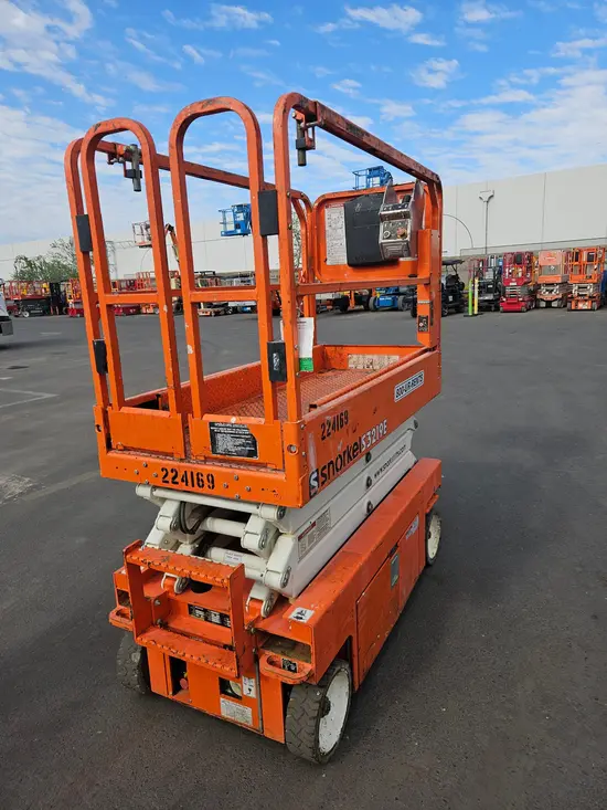2019 Snorkel S3219E Scissor Lift