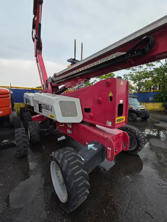 2017 MEC 60JD Boom Lift