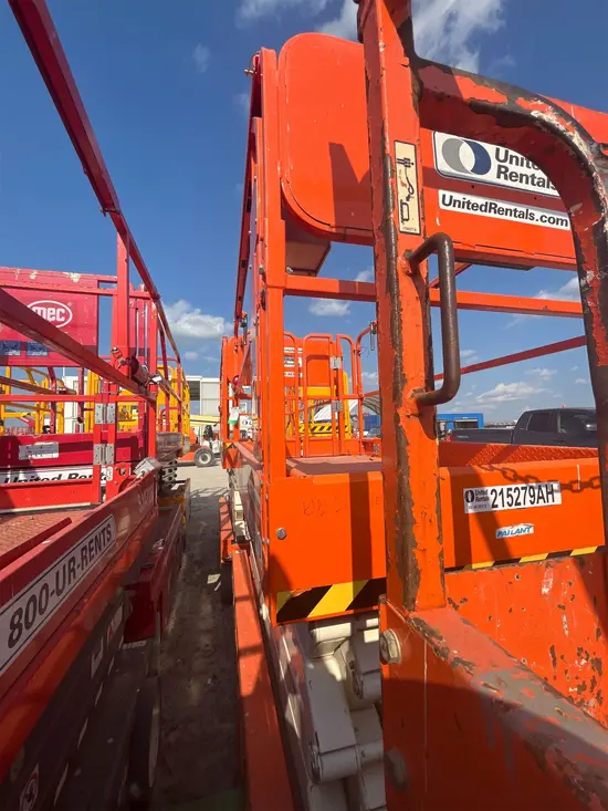 2018 Snorkel S4732E Scissor Lift