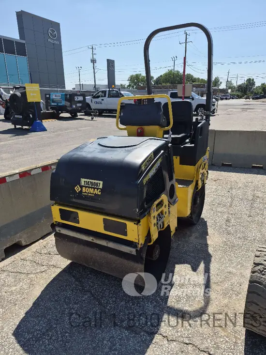 2022 BOMAG BW900-50 Double Drum Roller