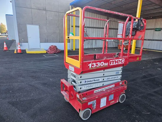 2019 MEC 1330SE Scissor Lift