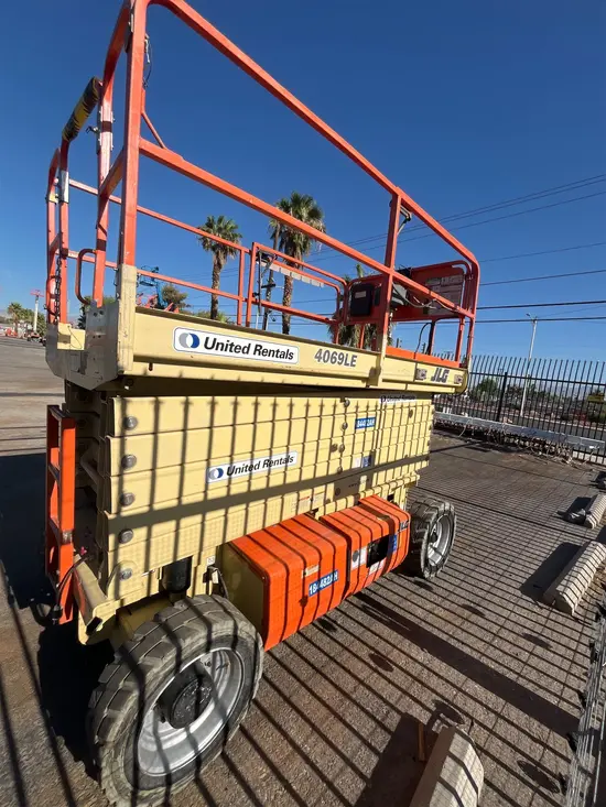 2017 JLG 4069LE Scissor Lift