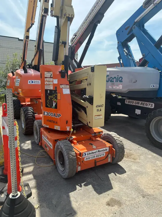 2017 JLG E300AJP Articulating Boom Lift