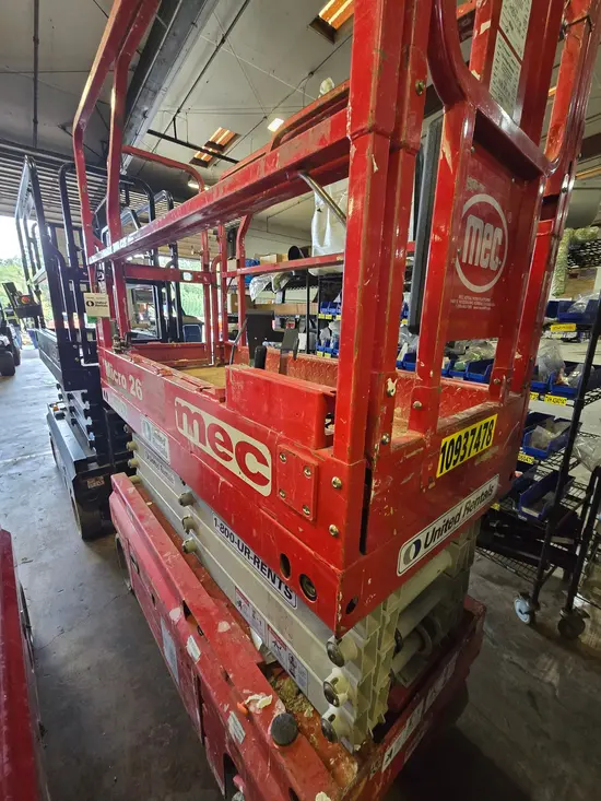 2019 MEC MICRO 26 Scissor Lift