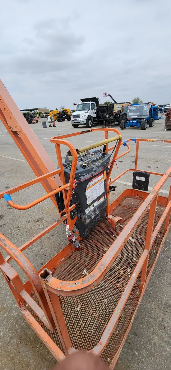 2016 JLG 1350SJP Boom Lift