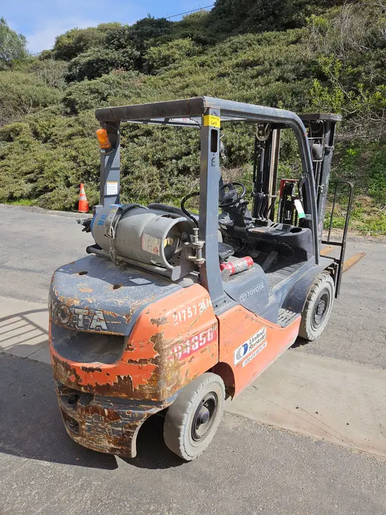 2018 Toyota 8FGU25 Warehouse Forklift