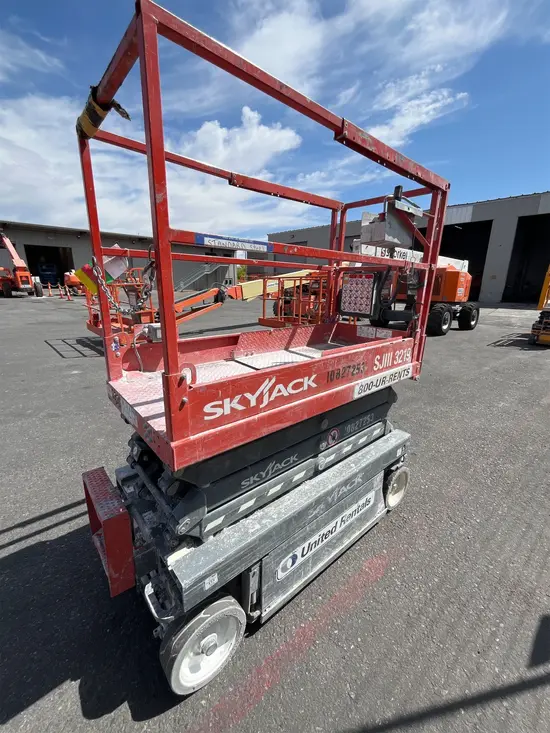 2018 Skyjack SJIII3219 Scissor Lift