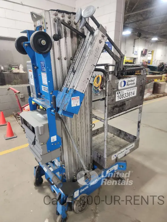 2018 Genie AWP-30SDC Pusharound Lift