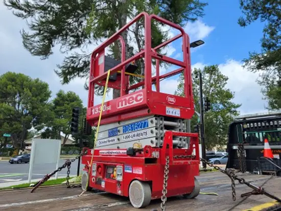 2018 MEC 1330SE Scissor Lift