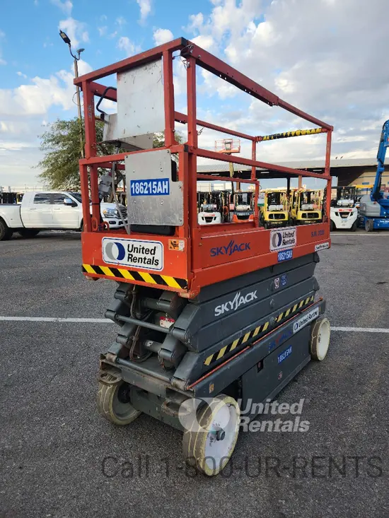 2017 Skyjack SJIII3226 Scissor Lift